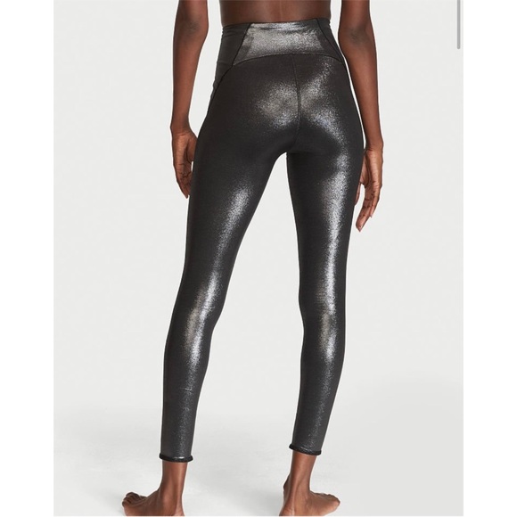 VICTORIA'S SECRET Sweat On Point Shine Legging Pewter Foil NWT Size 14 - Picture 3 of 10